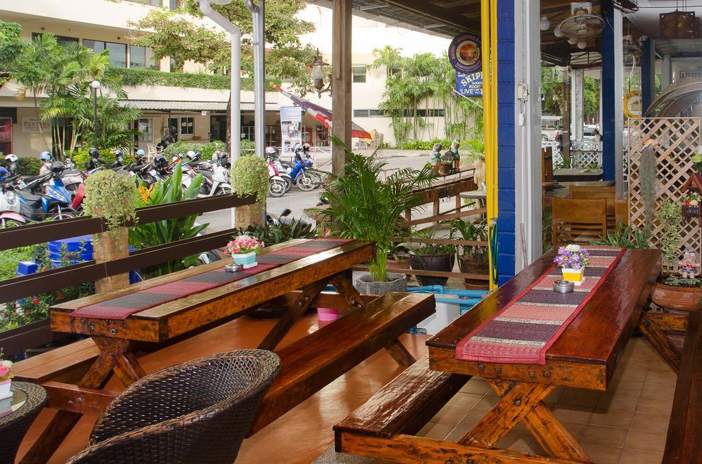 Allstar Guesthouse Karon Екстериор снимка