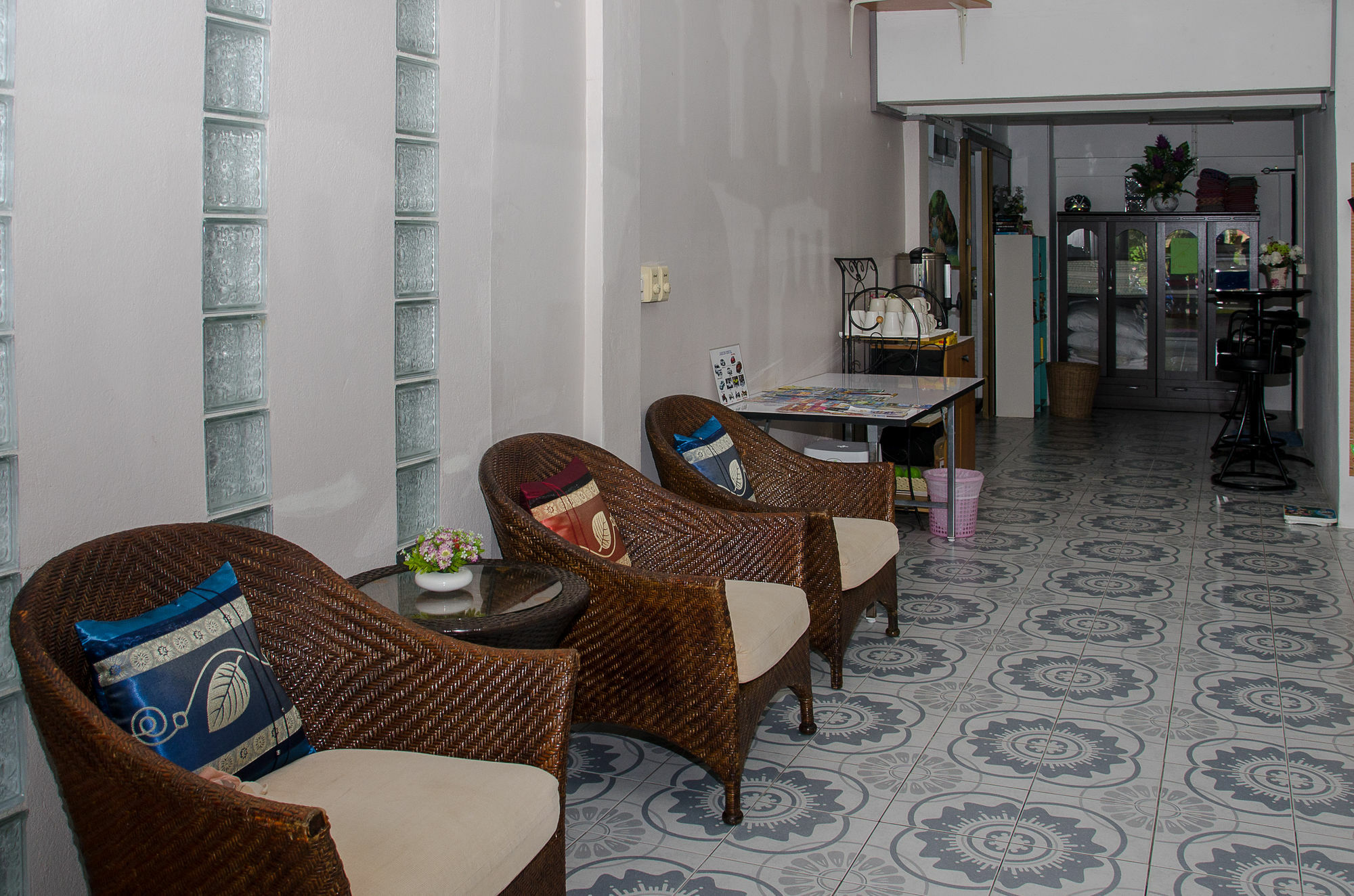 Allstar Guesthouse Karon Екстериор снимка