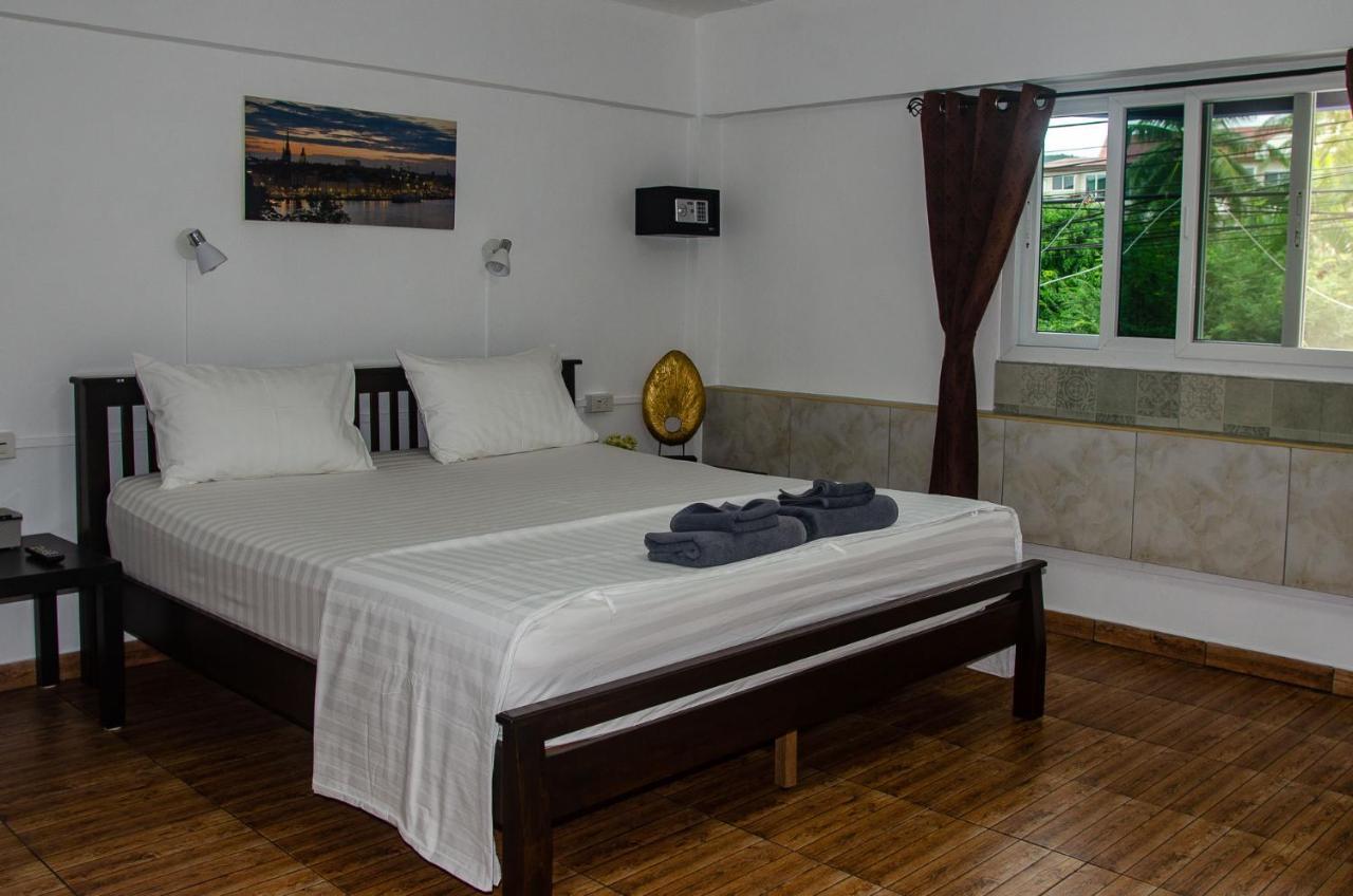Allstar Guesthouse Karon Екстериор снимка