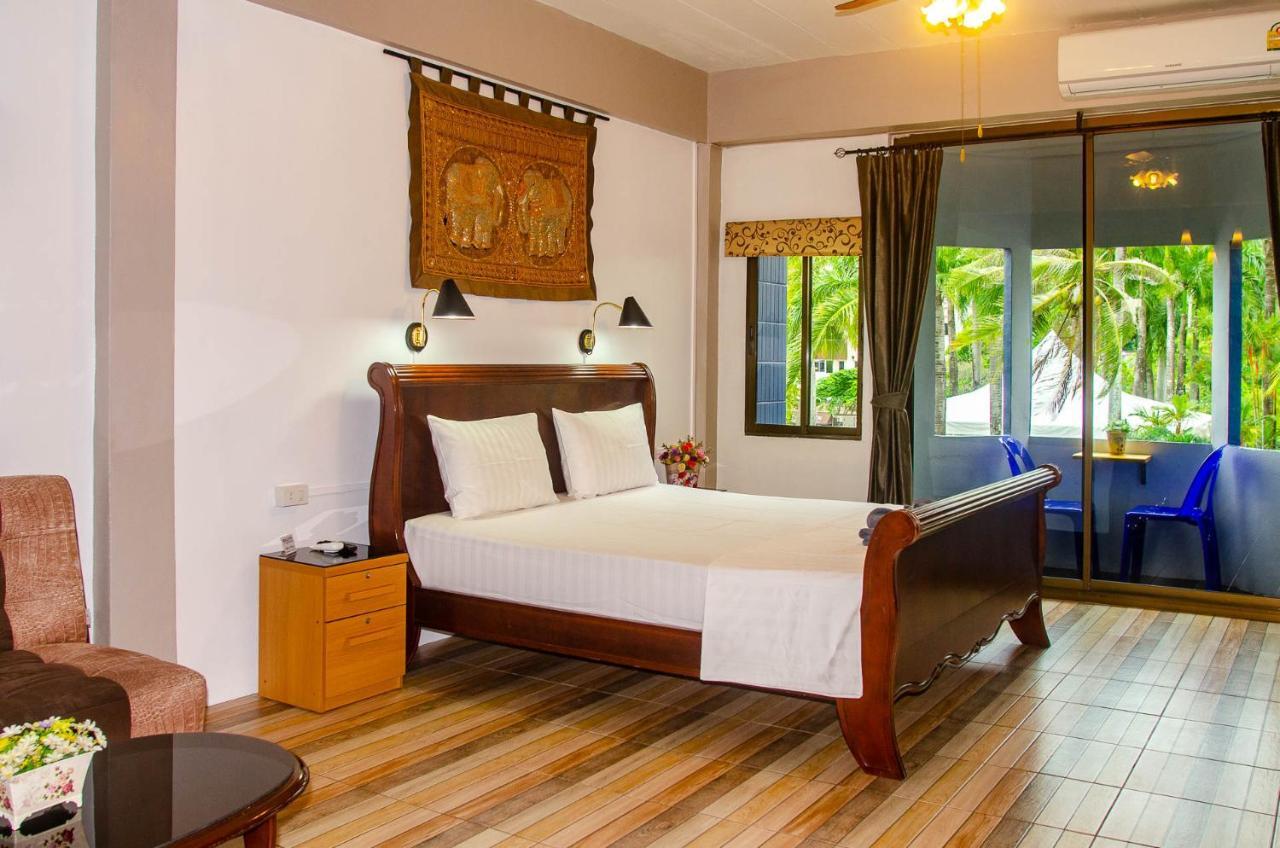 Allstar Guesthouse Karon Екстериор снимка